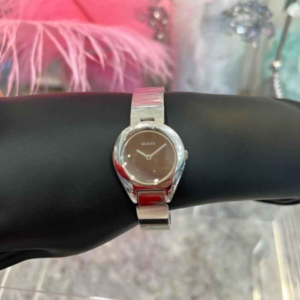 Gucci Vintage 6700L Silver Stainless Steel Buckle Watch (GGXX105) - Picture 3 of 10